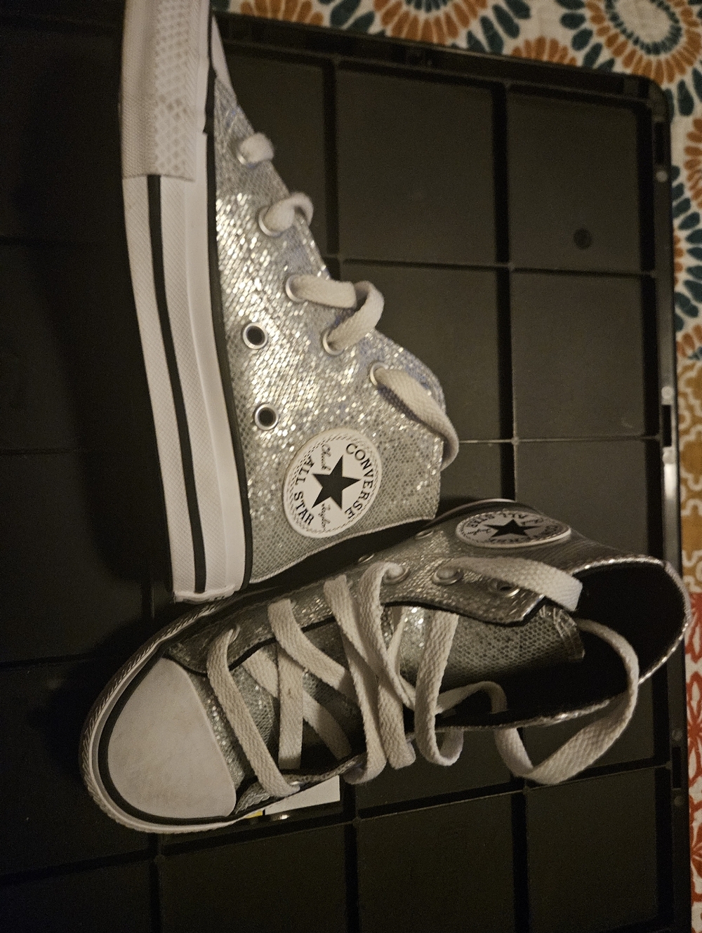 MoViNg SaLe!!! Silver Sparkle Converse Size 11